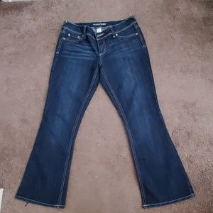 Maurices jeans